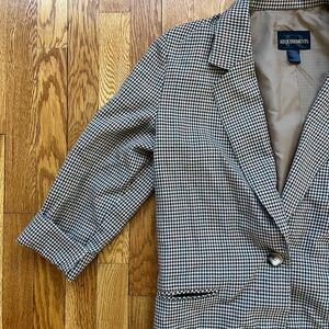 Requirements Tan and Black Checkered Blazer vintage
